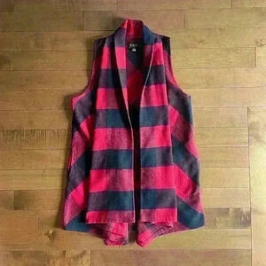 Womens wool lined black and red plaid vest size medium